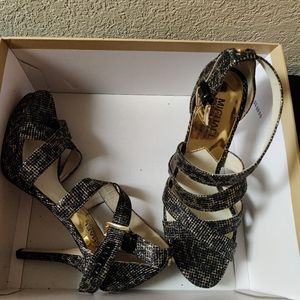 Michael Kors black gold strap heels - Size 7